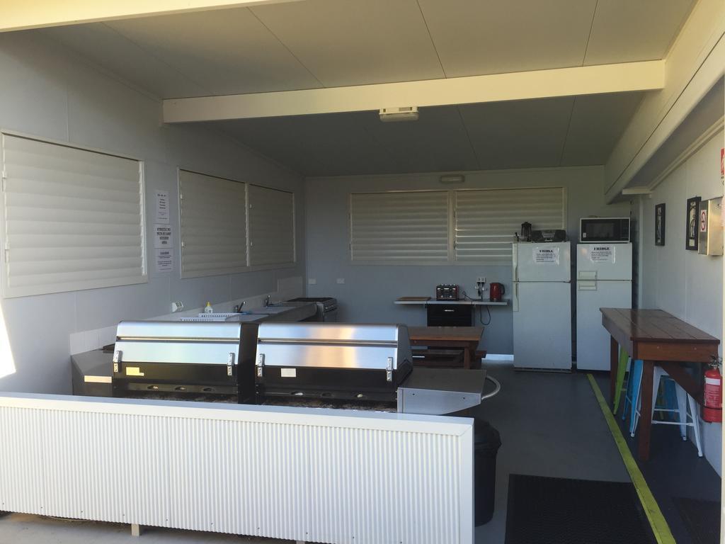 Clarence Head Caravan Park Илука Экстерьер фото
